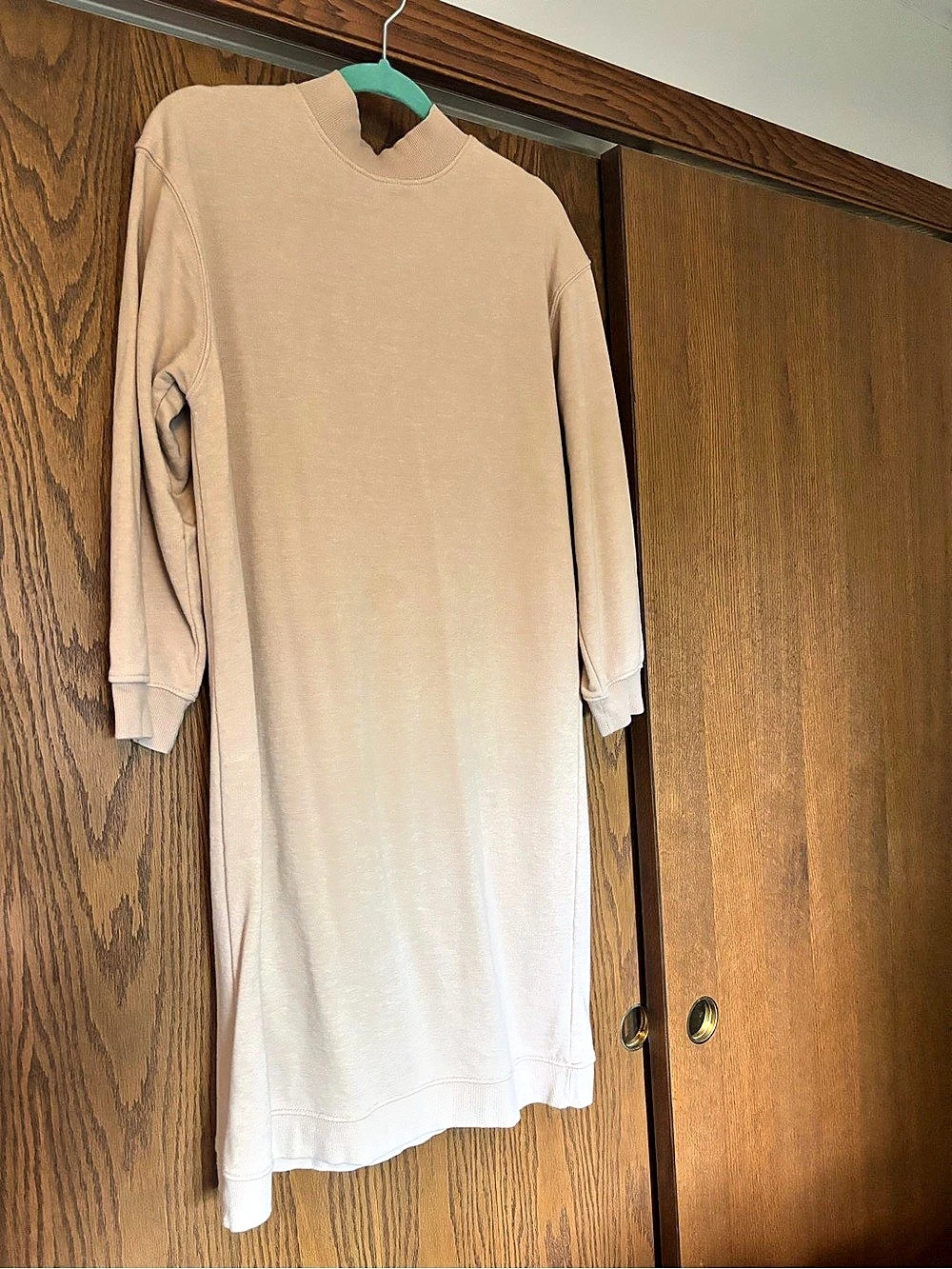 Zara Long Sleeve Knit Dress in Beige Size Medium Like New